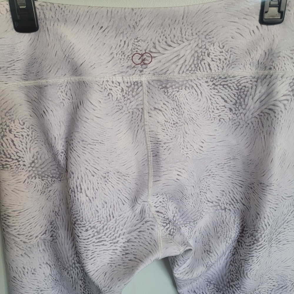 CALIA Limited Edition Athleisure Leggings Mesh Insert Grey Size M Capri Pants - Picture 9 of 10